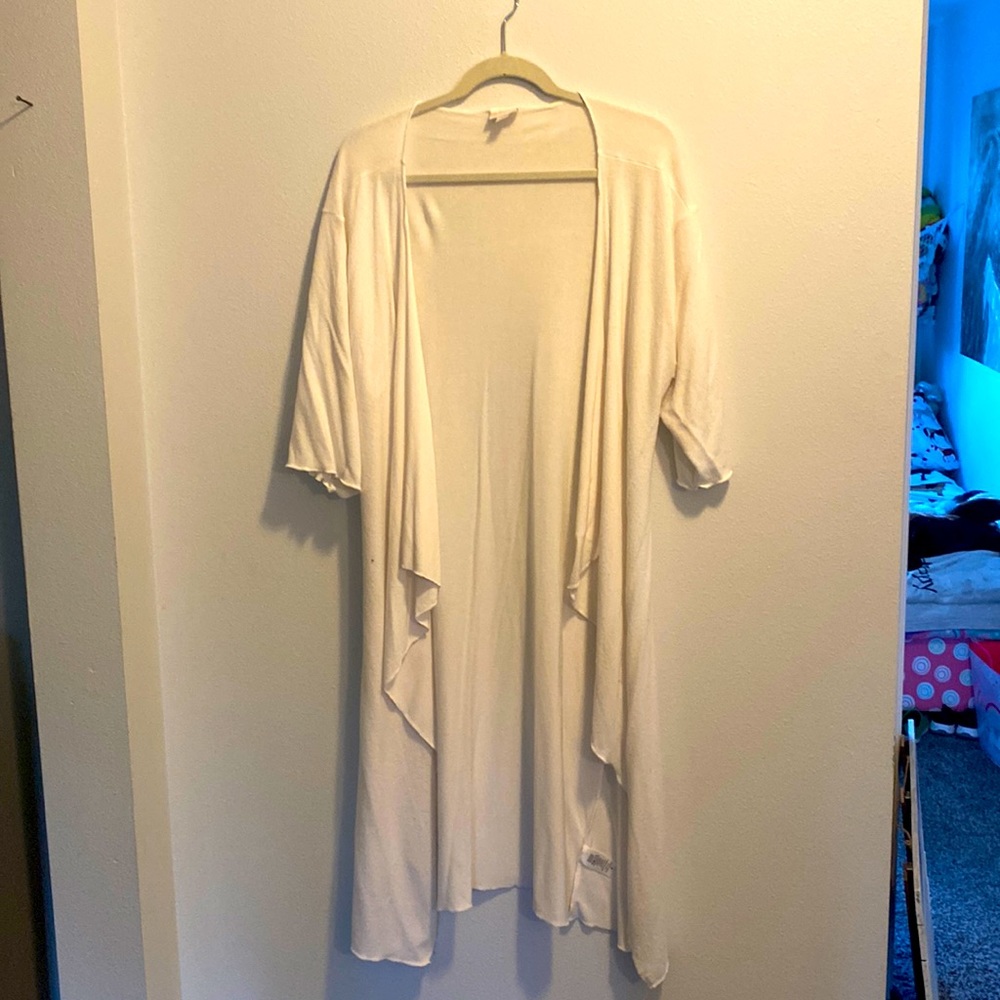 Lularoe White Shirley